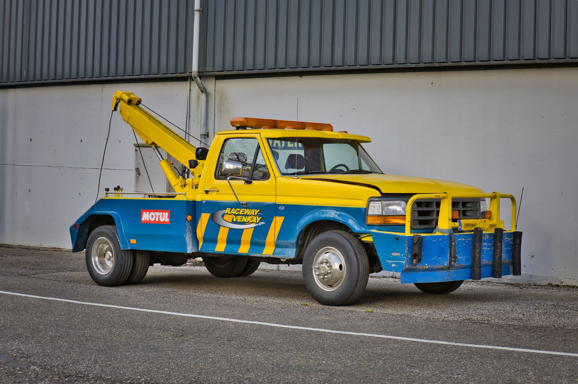 Remorquage voiture équipe à Bouguenais